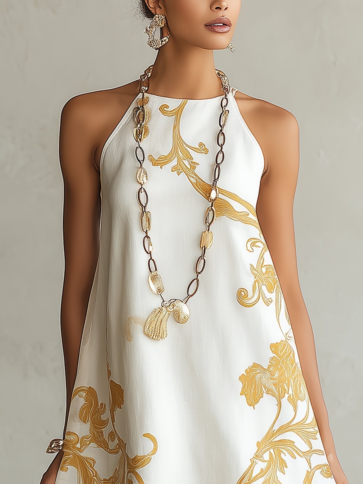 Héloïse | Vestido Mini de Renda Branca com Padrões Dourados