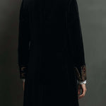 Octavia | Blazer Ajustado com Detalhes Barrocos