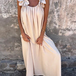Vestido feminino de cor sólida com padrão floral