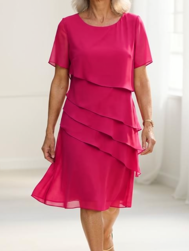 Juliette – Vestido elegante fluido com volantes
