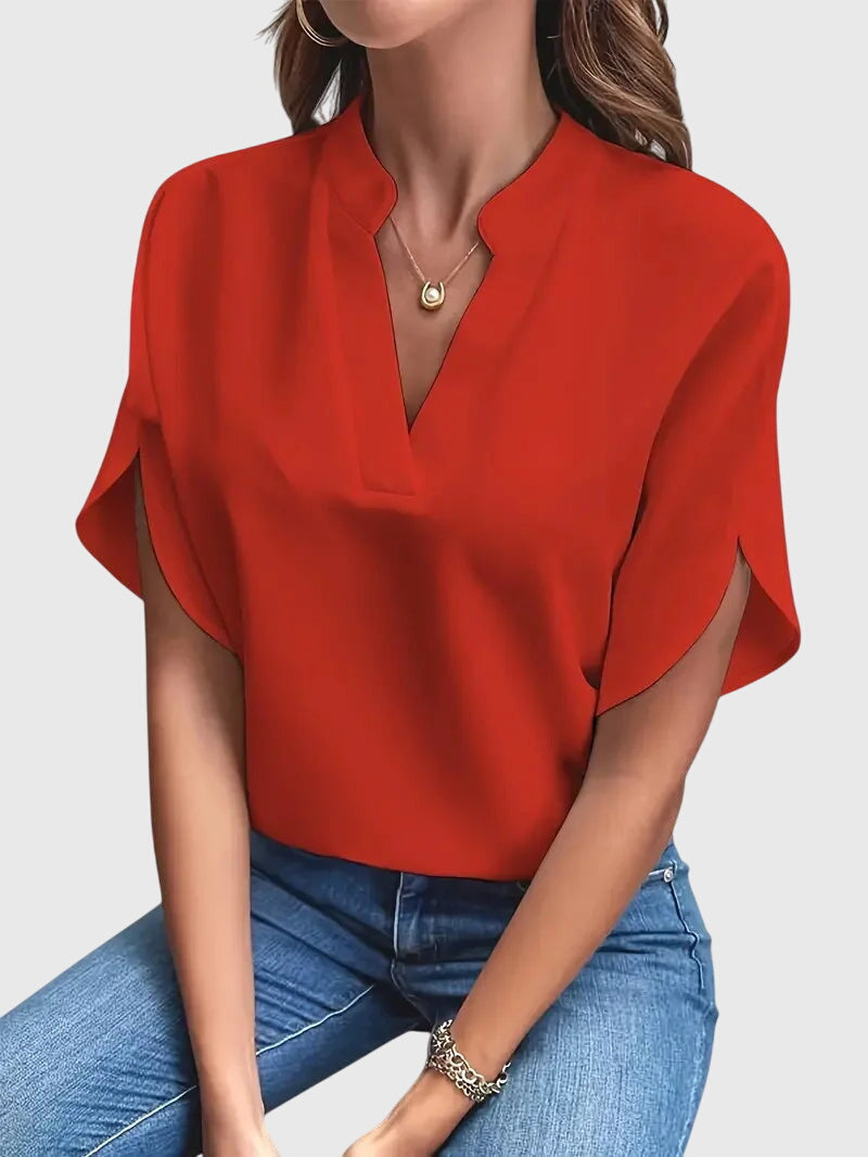 Beatrix™ | Camisa com decote em V