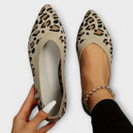 Paula - Sabrinas de renda com estampado de leopardo