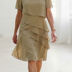 Juliette – Vestido elegante fluido com volantes