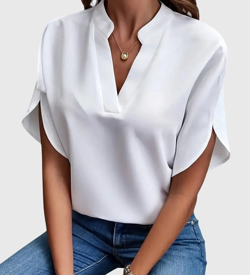 Beatrix™ | Camisa com decote em V