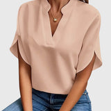 Beatrix™ | Camisa com decote em V