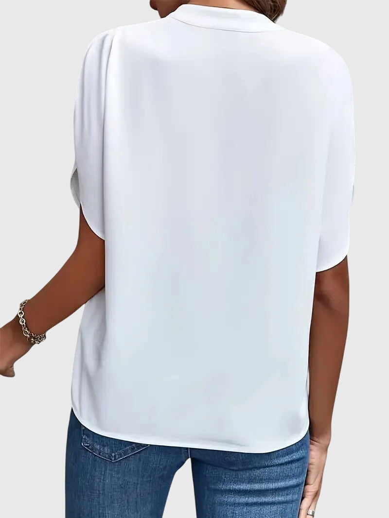 Beatrix™ | Camisa com decote em V