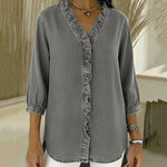 Maud™ | Blusa fluida com decote V e volantes