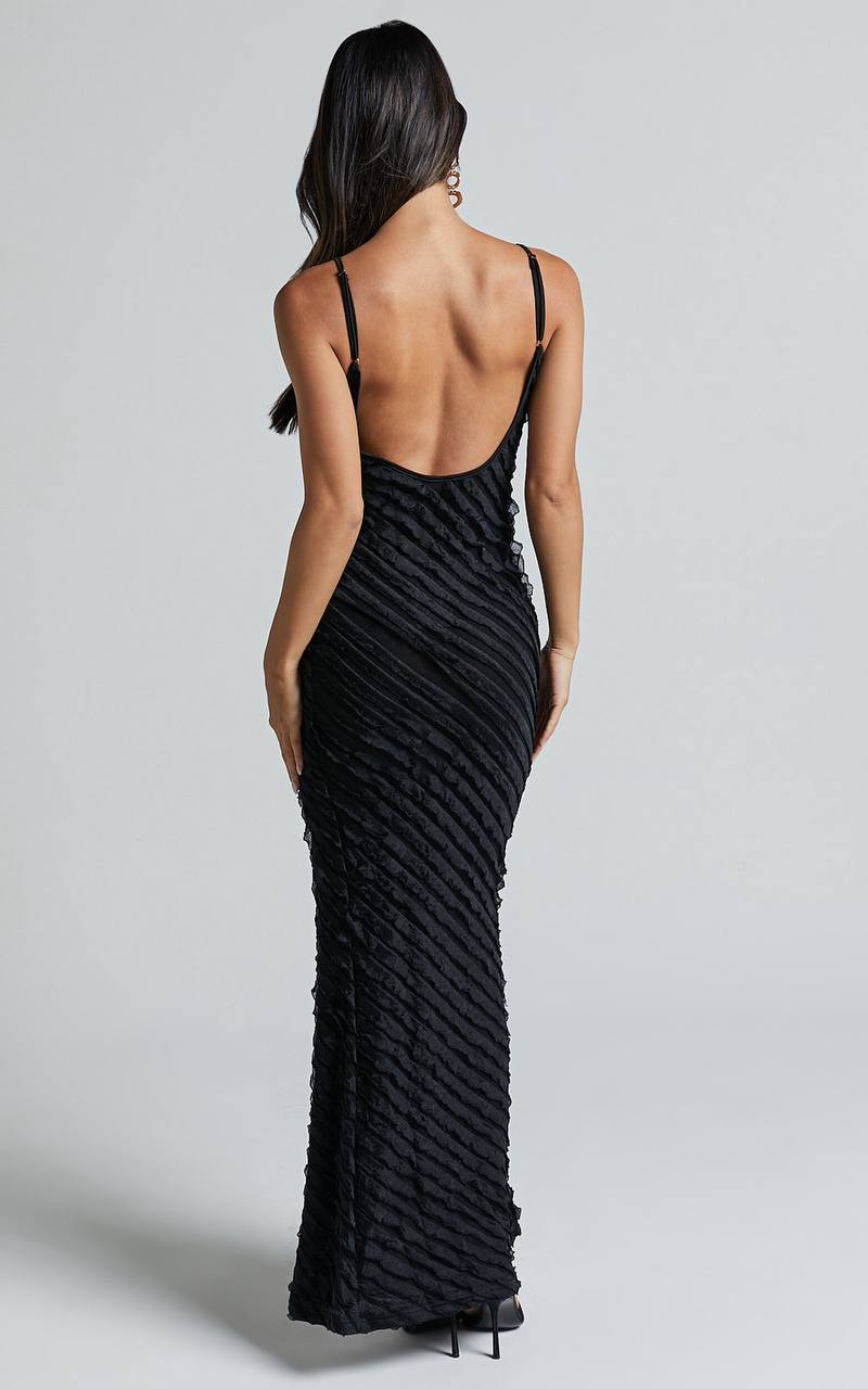Solvi | Elegante vestido preto