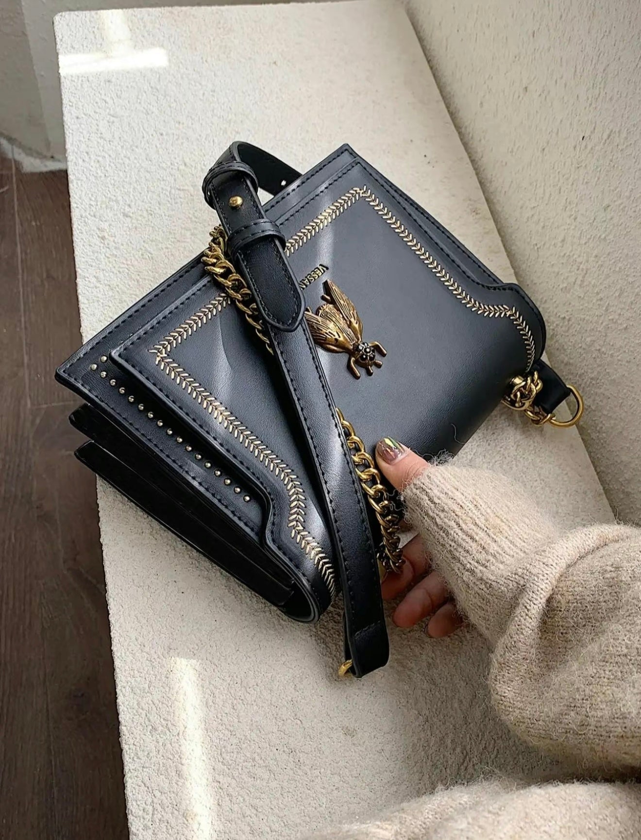 Éloria Paris - Bolsa de Cadeia de Luxo