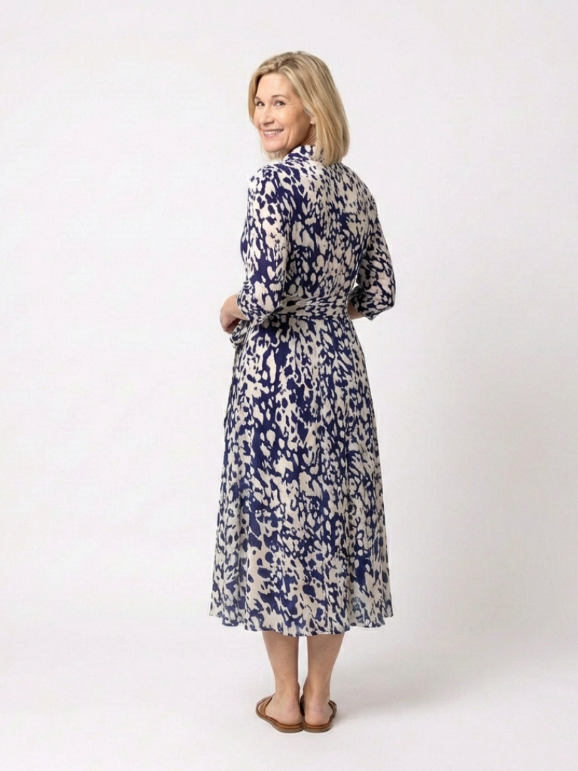 Claire | Vestido midi de mangas longas e cinto