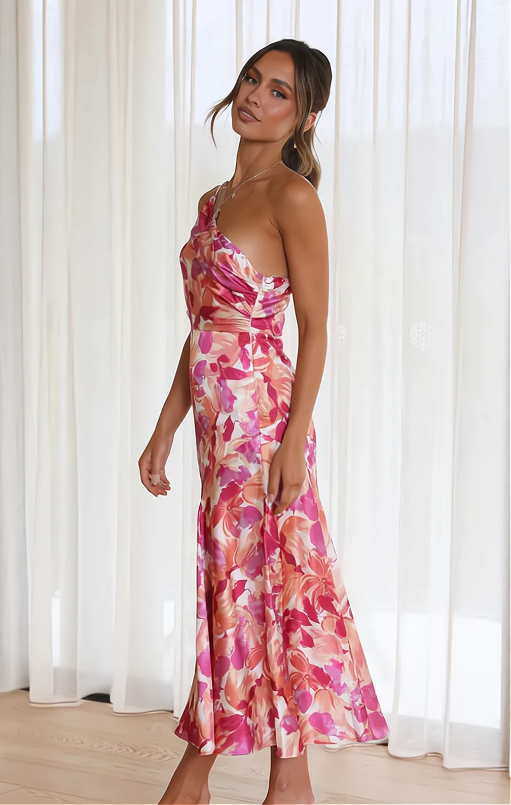Majken | Vestido de verão elegante com flores