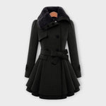 Ema - Casaco Elegante com Pele