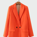 Casaco Oversized com Linha Moderna