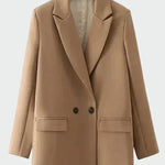 Casaco Oversized com Linha Moderna
