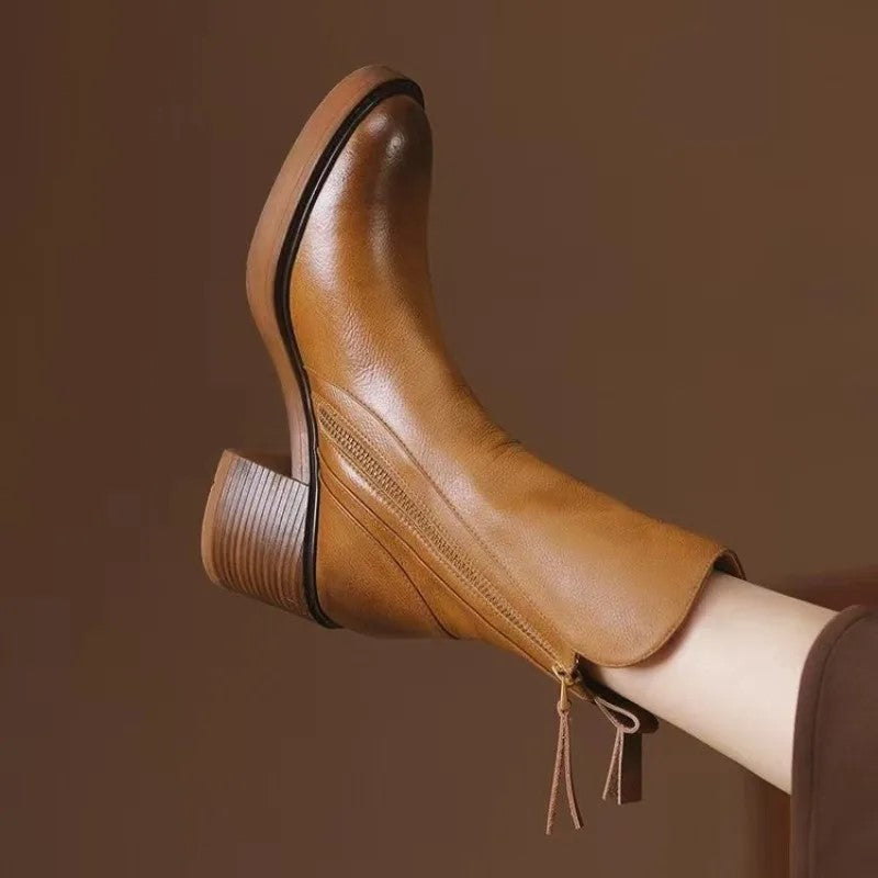 Botins em Couro
