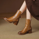Botins em Couro