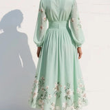 Aurelia | Vestido midi com decote em V