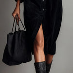 Béatrice | Vestido Midi em Veludo Cotelê com Bolsos e Botão Simples