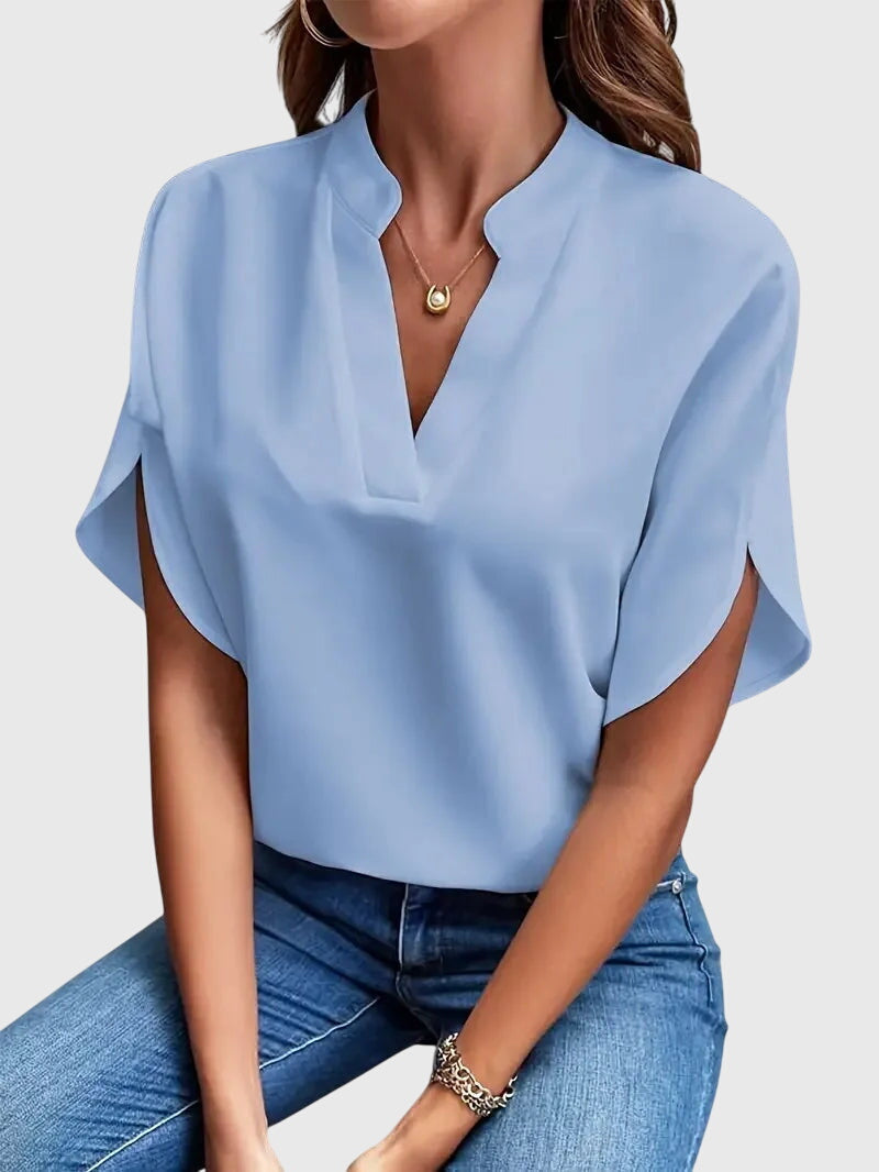 Beatrix™ | Camisa com decote em V