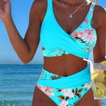 Biquíni com estampado floral em contraste e fenda