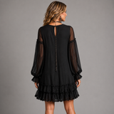 Oriana | Vestido Curto Preto com Folhos 4