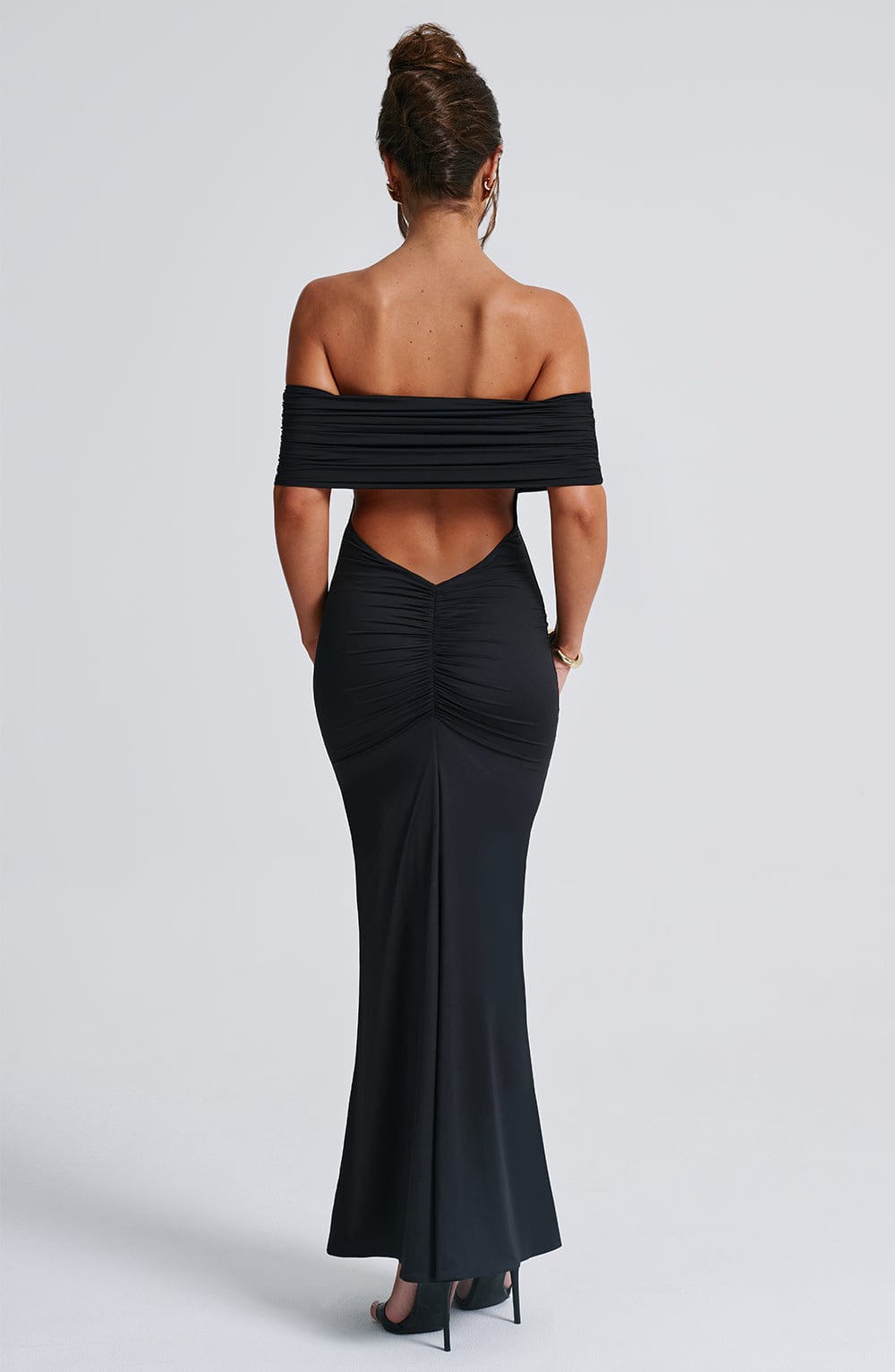 Tindra | Robe longa Bardot refinada