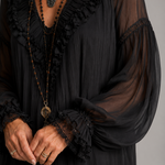 Oriana | Vestido Curto Preto com Folhos 3