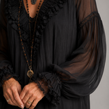 Oriana | Vestido Curto Preto com Folhos 3