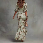Lucía | Vestido longo assimétrico de cetim com estampado floral