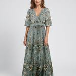 Élodie | Vestido maxi bordado com decote em V