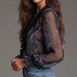 Katie™ | Blusa refinada com meia-zíper e volantes