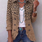 Adrienne | Casaco com Gradiente de Leopardo e Volantes