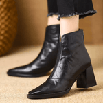 Clara | Botins de Salto Bloco com Fecho Frontal - 1